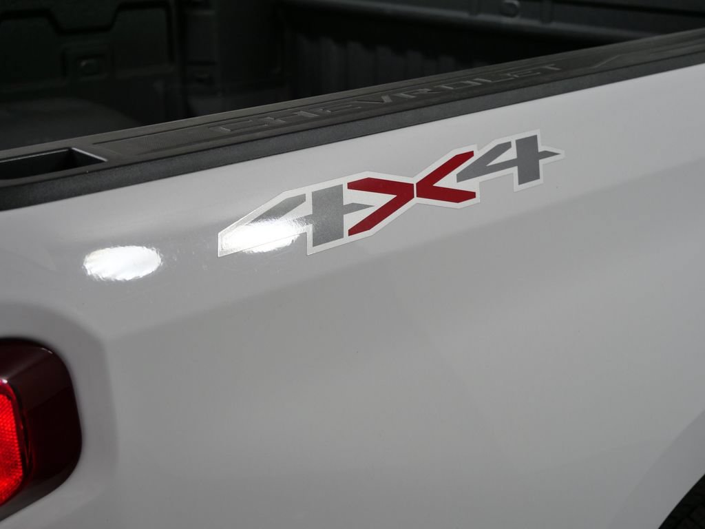 Used 2023 Chevrolet Silverado 1500 RST w/ Rally Edition AWD/4WD video 4