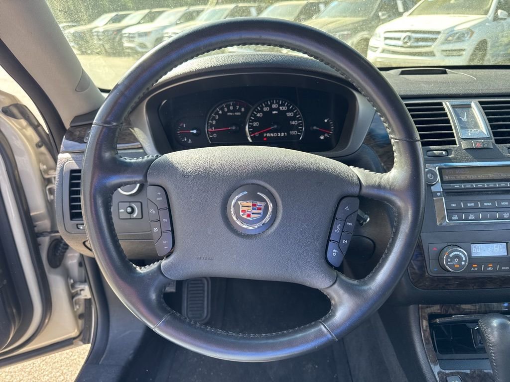 Used 2010 Cadillac DTS Luxury image 12