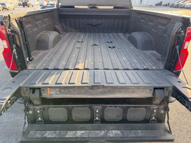 Used 2022 Chevrolet Silverado 2500 Custom w/ Gooseneck/5TH Wheel Package AWD/4WD image 11