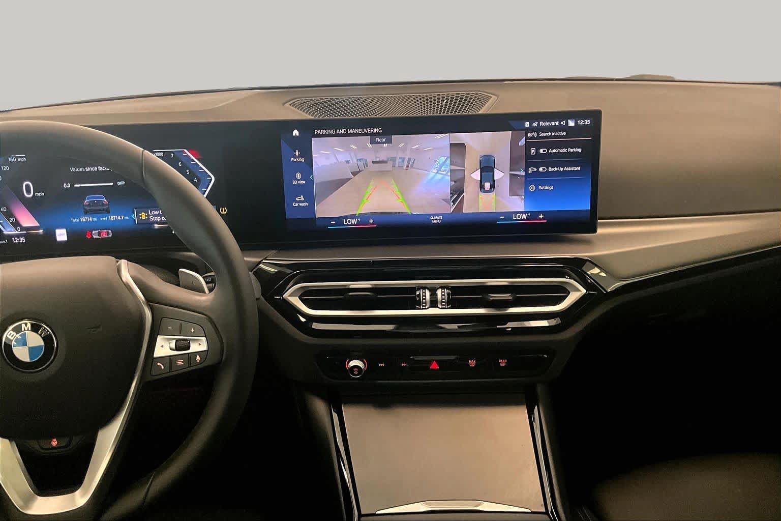 Used 2024 BMW 230i Coupe w/ Convenience Package RWD image 6
