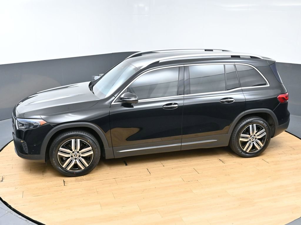 Used 2023 Mercedes-Benz EQB 300 4MATIC w/ Exclusive Package image 53