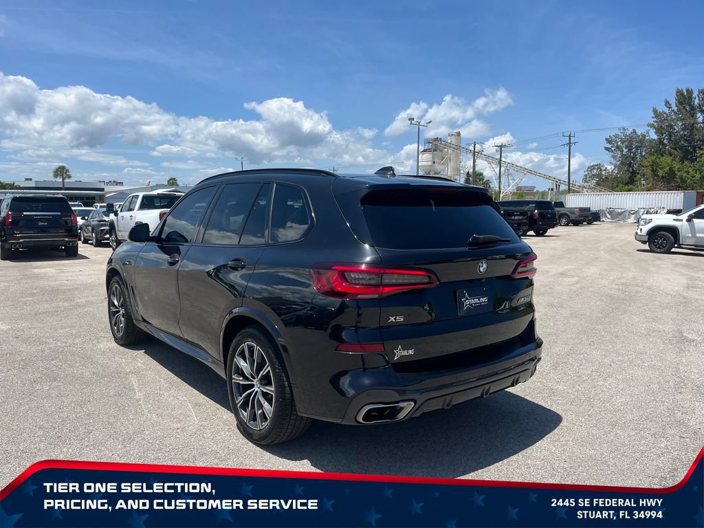 Used 2022 BMW X5 M50i w/ Parking Assistance Package AWD/4WD image 5
