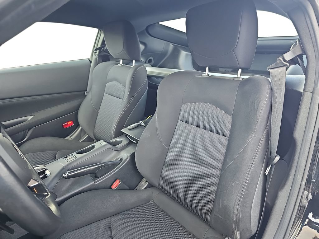 Used 2025 Nissan Z Performance w/ Floor Mat Package RWD image 14