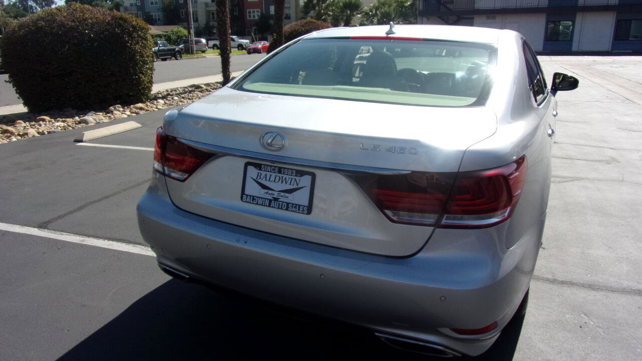 Used 2013 Lexus LS 460 w/ Comfort Pkg image 16