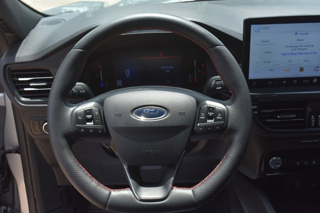 Used 2024 Ford Escape ST-Line w/ Tech Pack #1 AWD/4WD image 20