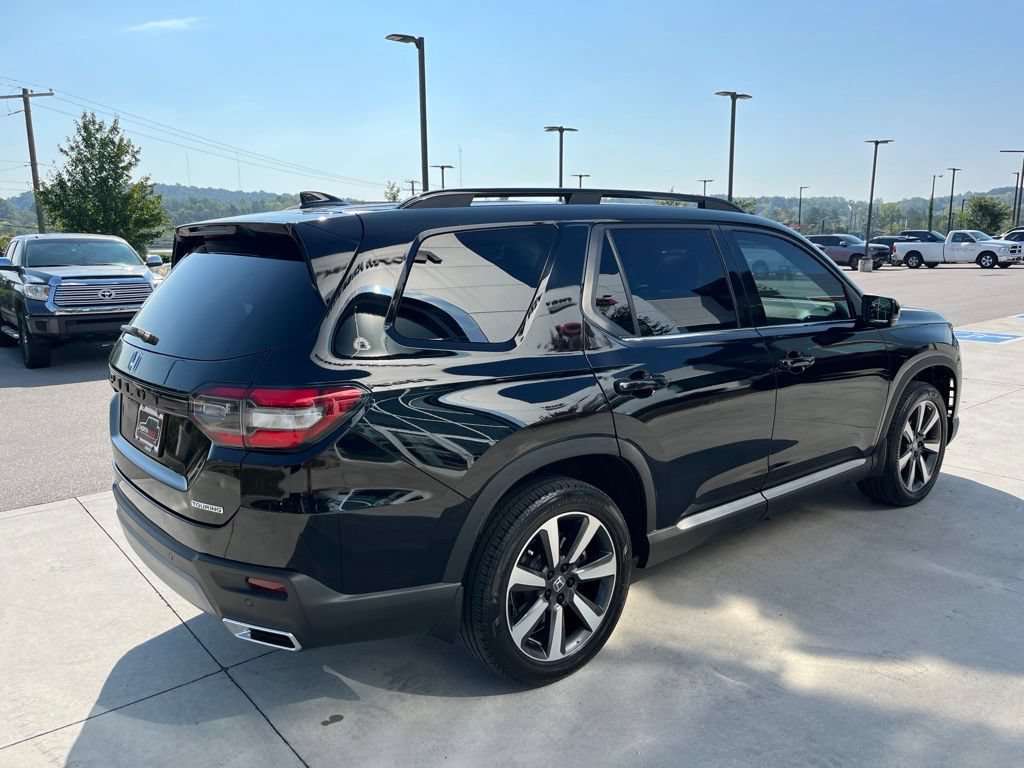 Used 2024 Honda Pilot Touring image 21