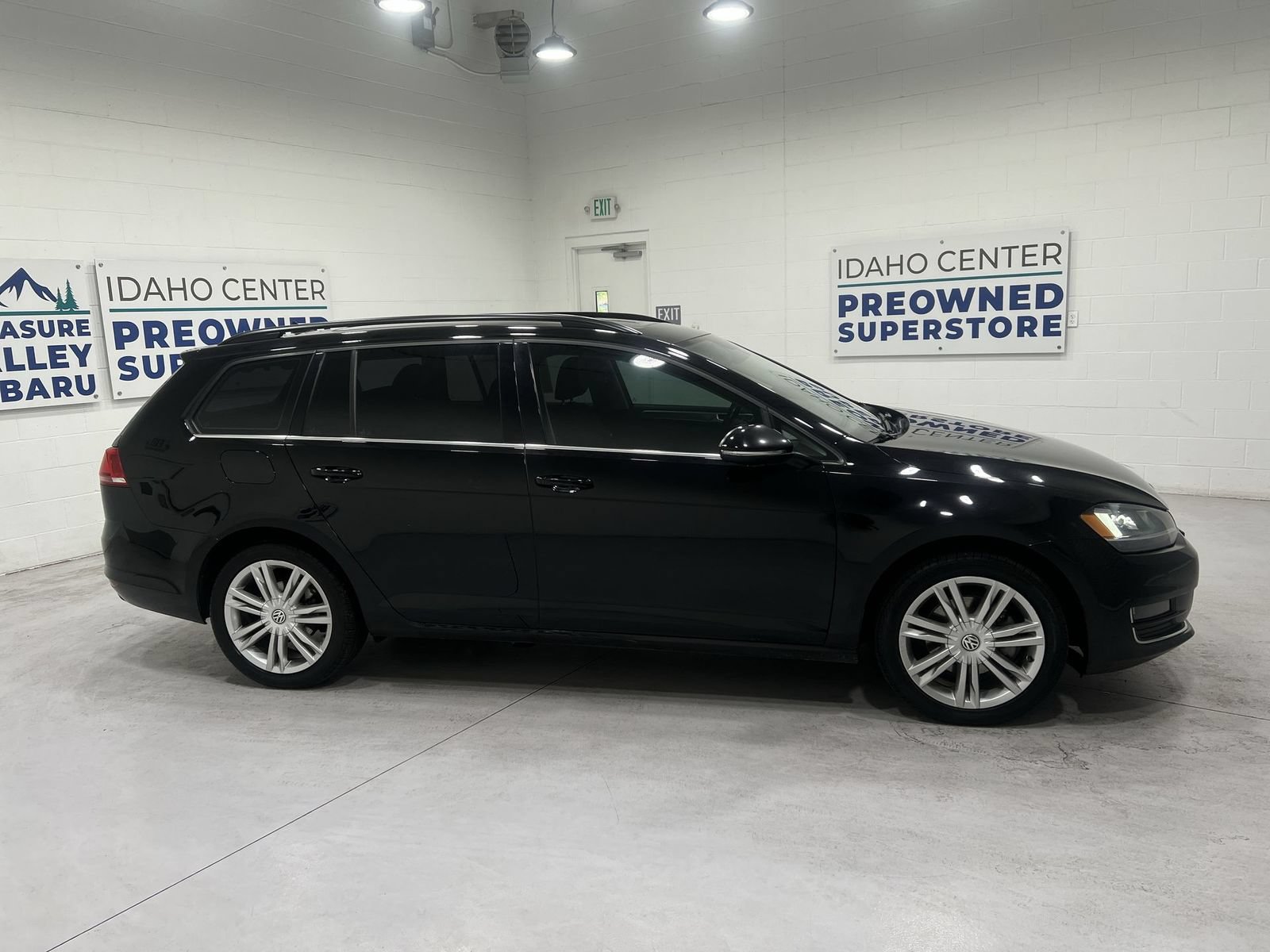 Used 2015 Volkswagen Golf TDI SE w/ Lighting Package FWD image 9