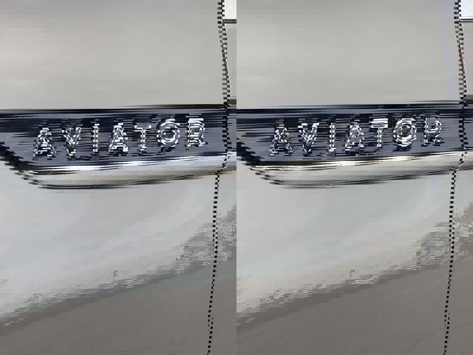 New 2025 Lincoln Aviator Black Label image 13