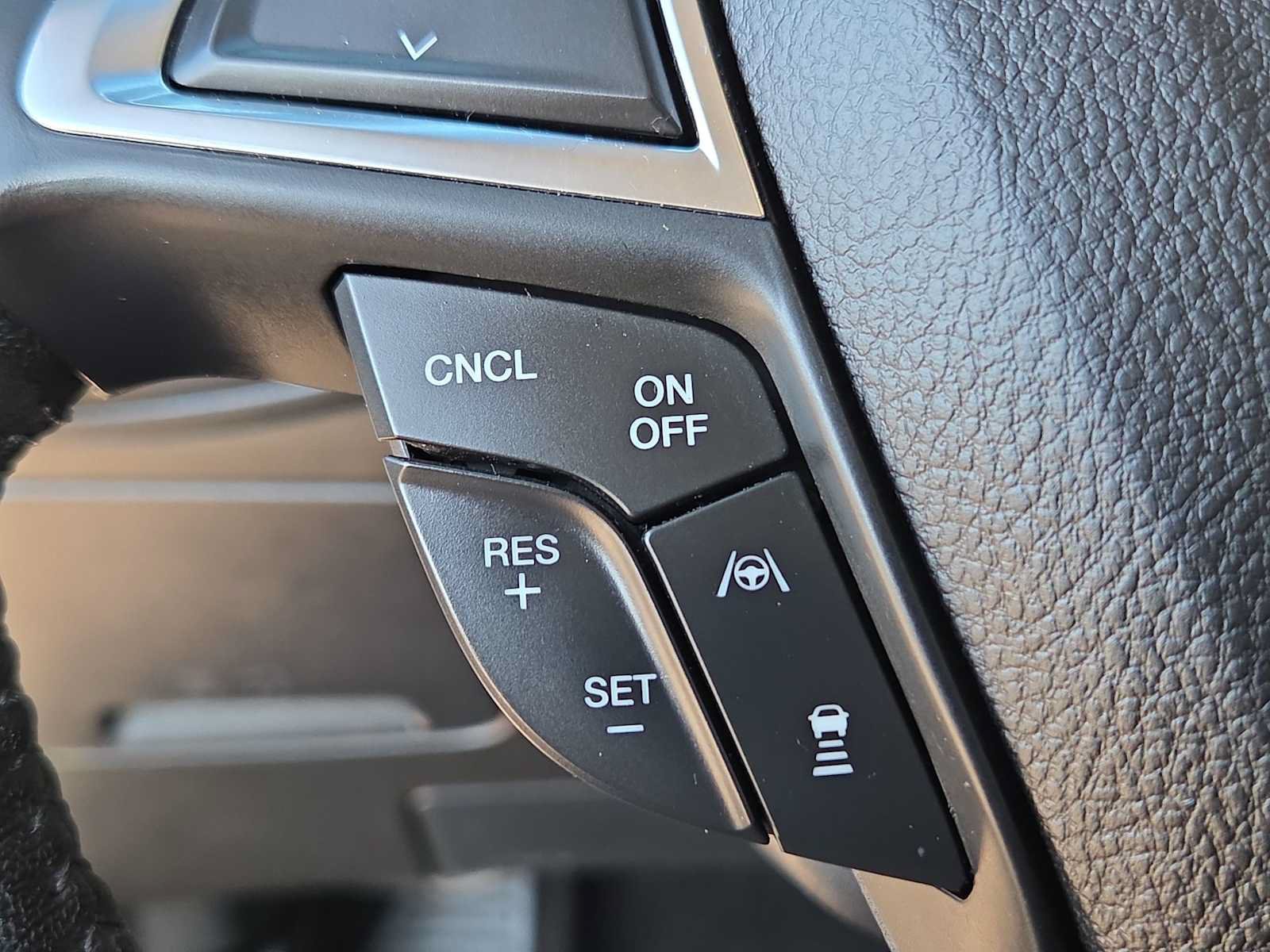 Used 2020 Ford Edge SEL w/ Convenience Package FWD image 23