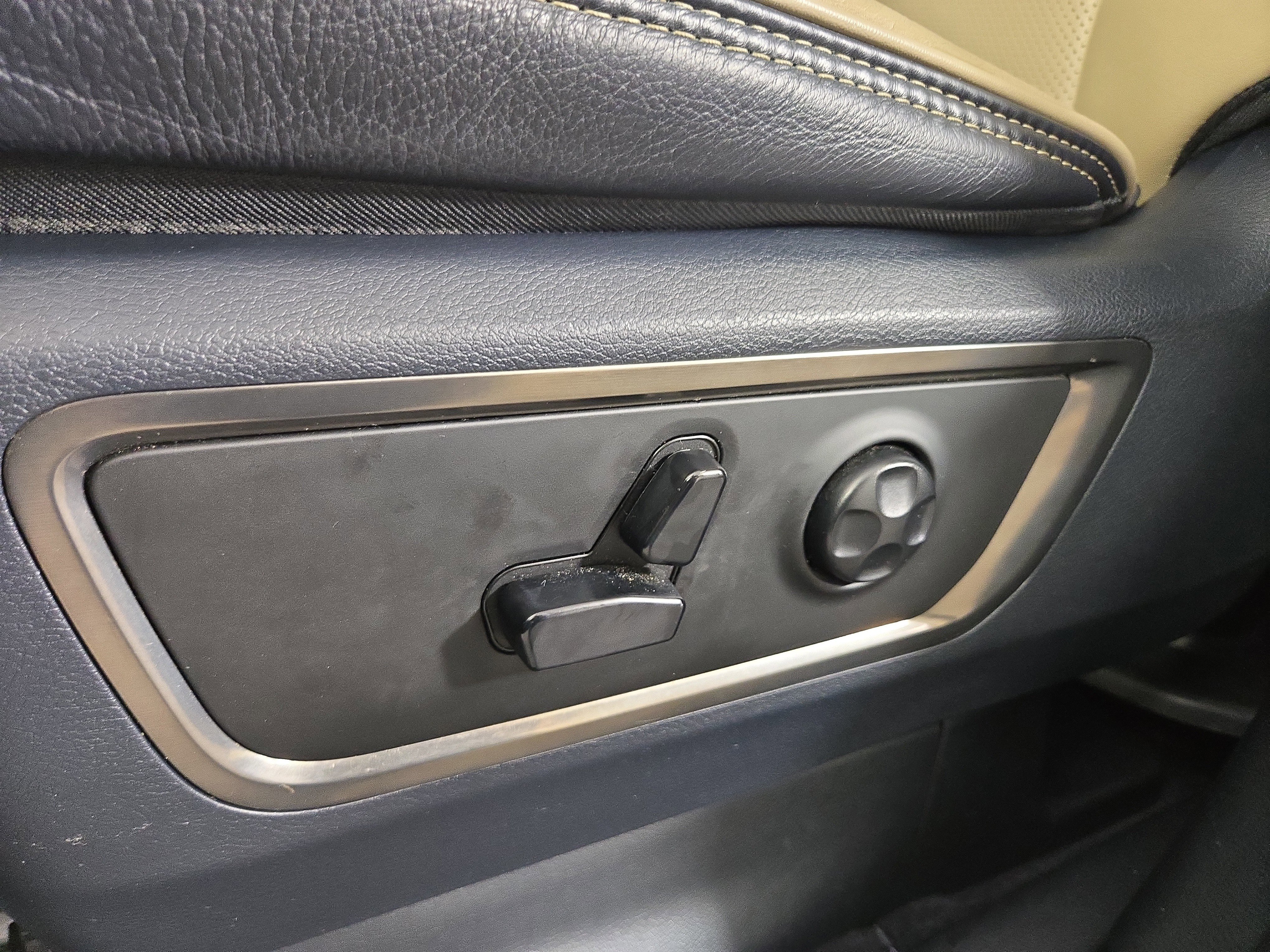 Used 2021 RAM 1500 Limited image 33