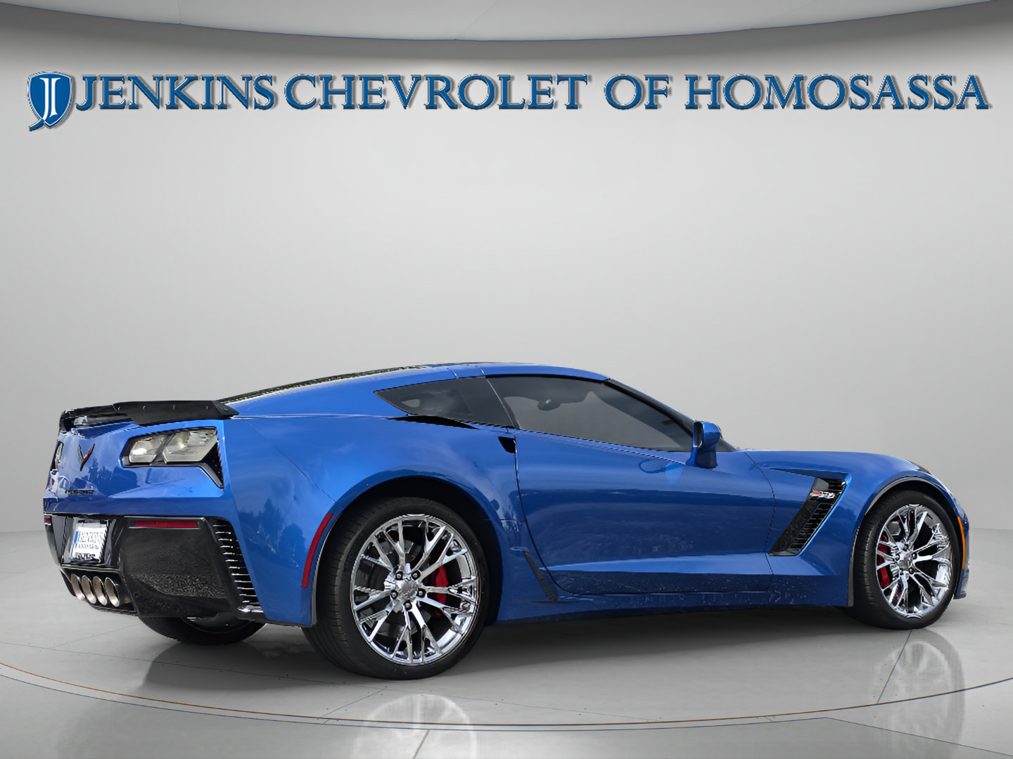 Used 2015 Chevrolet Corvette Z06 w/ 3LZ Preferred Equipment Group RWD image 4