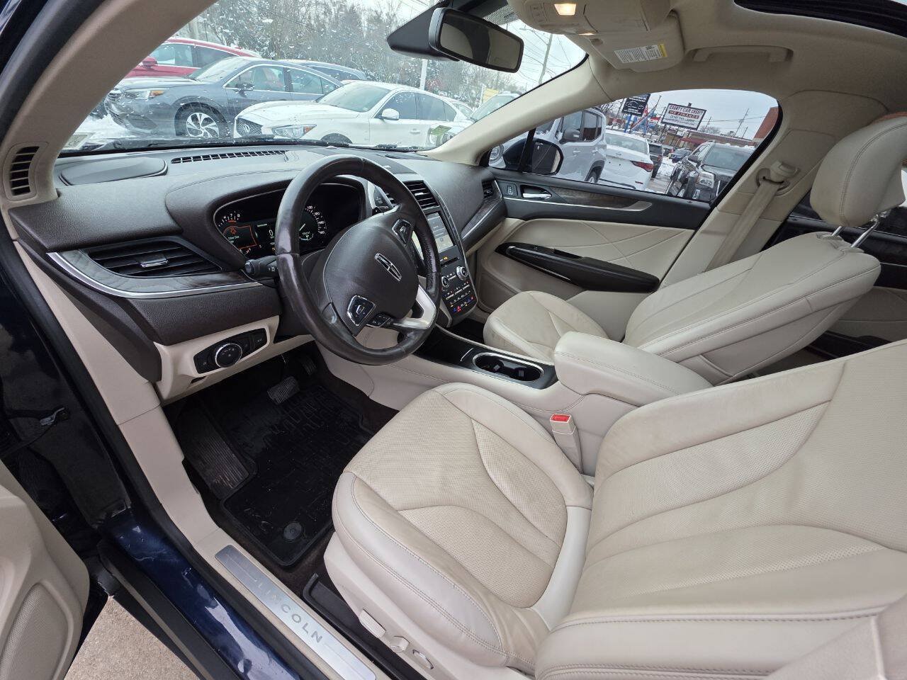 Used 2017 Lincoln MKC Reserve AWD/4WD image 10