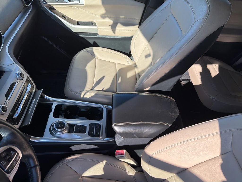 Used 2020 Ford Explorer XLT w/ Equipment Group 202A image 49