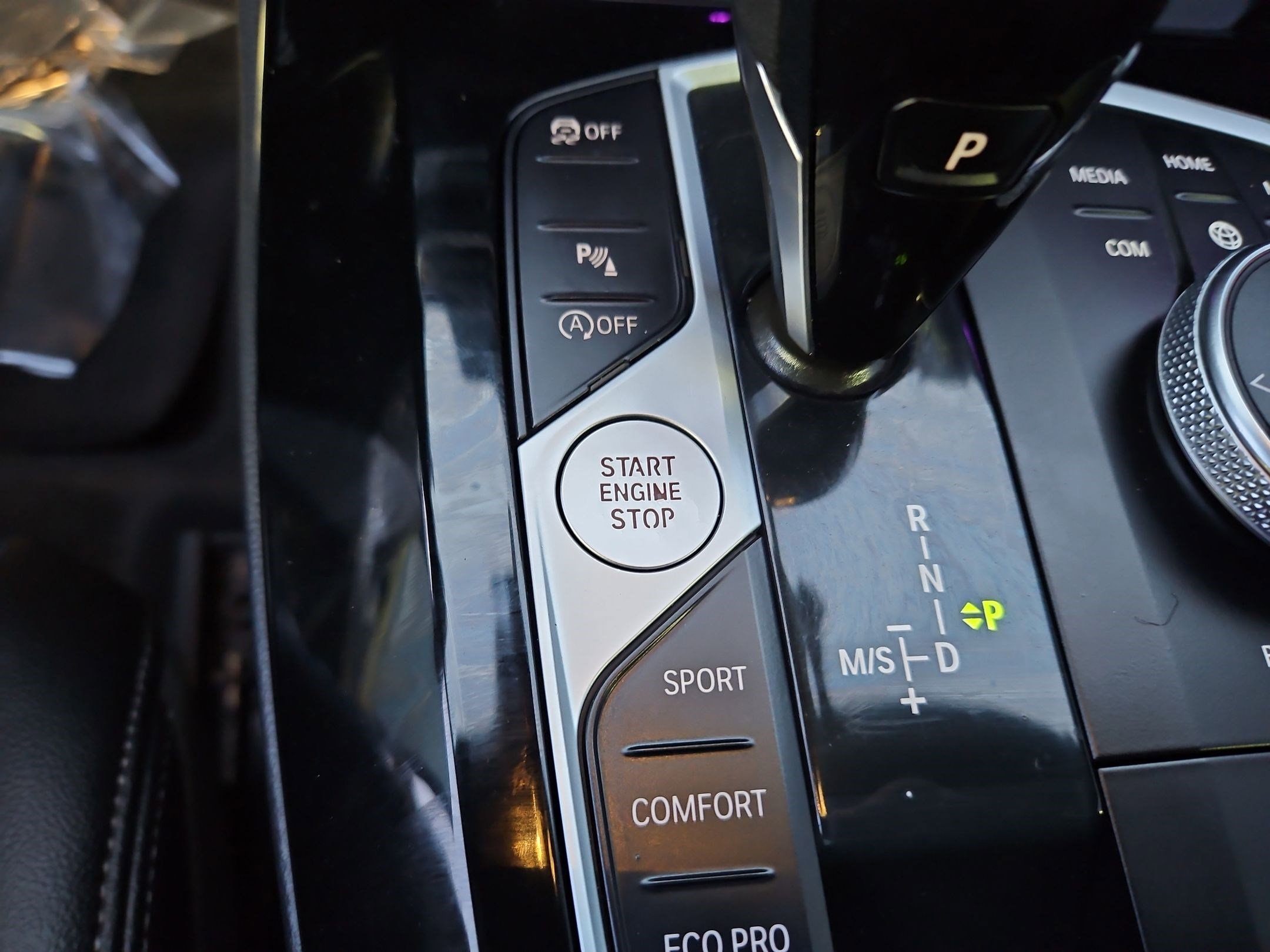 Used 2023 BMW X4 xDrive30i w/ M Sport Package image 23