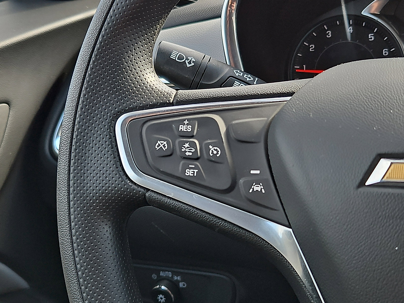 Used 2023 Chevrolet Equinox LS w/ LS Convenience Package image 20