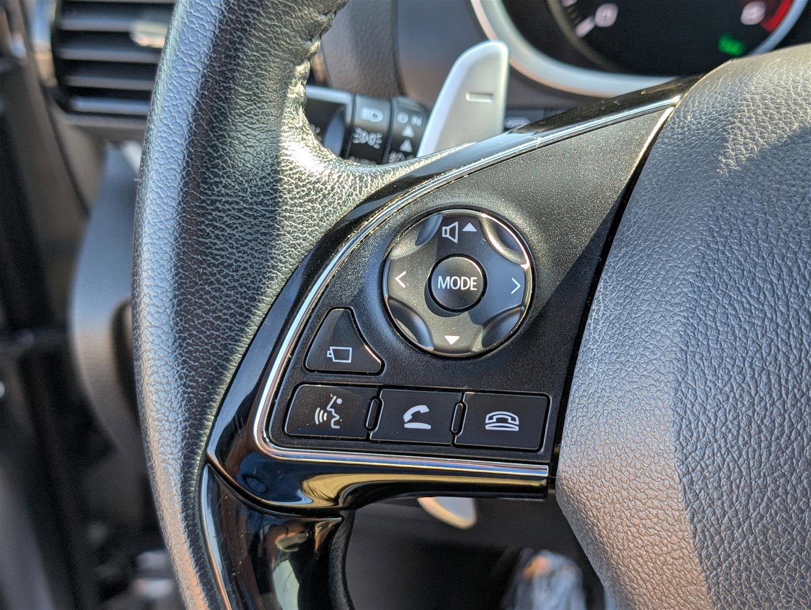 Used 2022 Mitsubishi Eclipse Cross SEL image 23