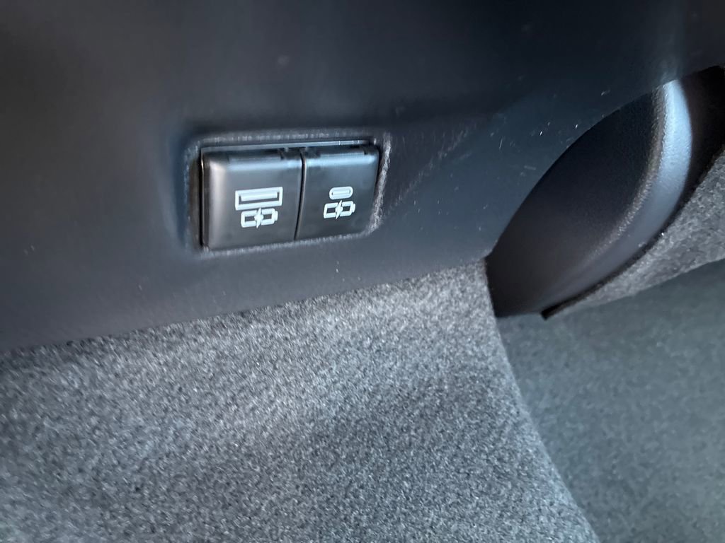 New 2026 Toyota Camry SE image 31