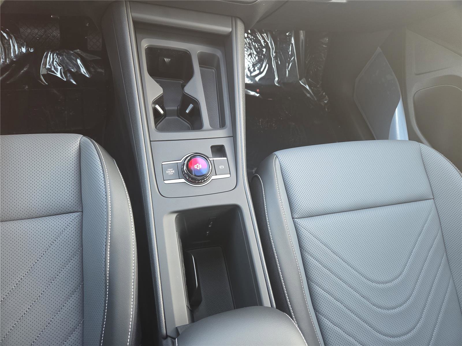 New 2026 Volkswagen Tiguan SE image 21