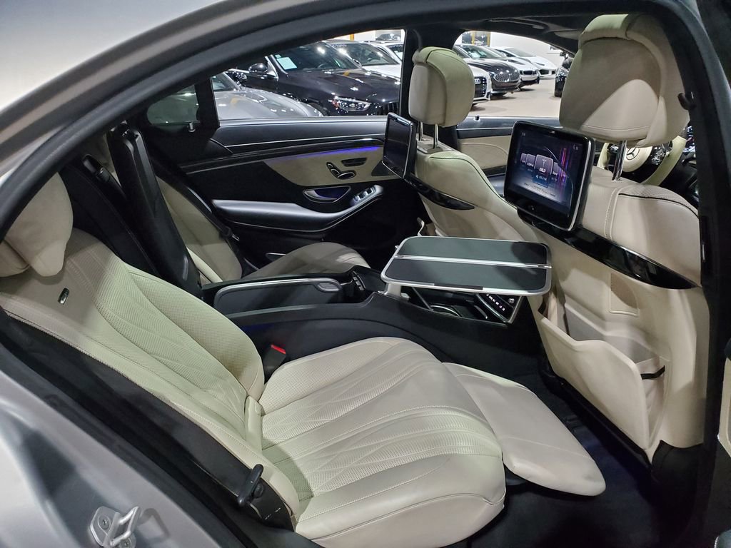 Used 2015 Mercedes-Benz S 65 AMG Sedan image 24