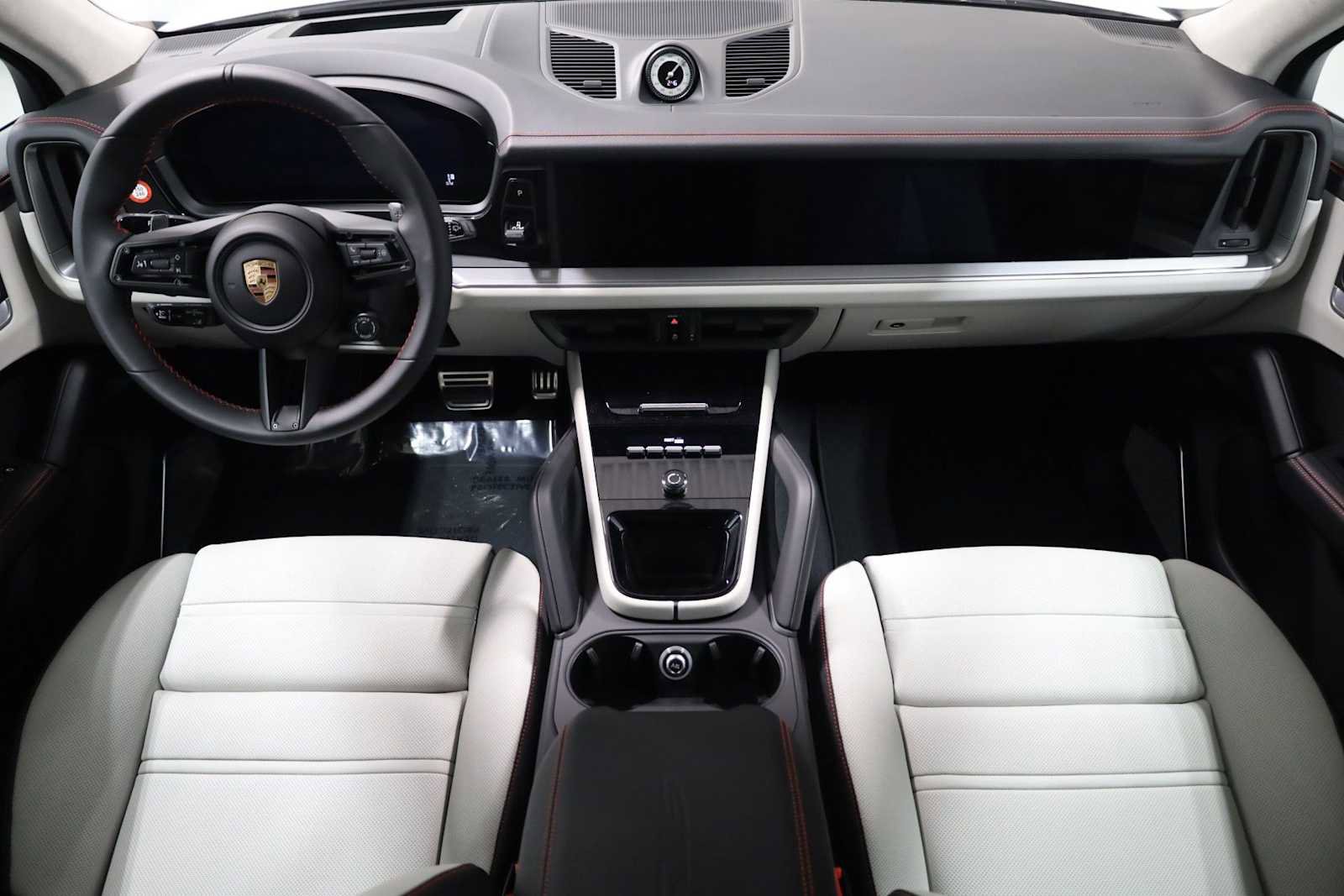 New 2025 Porsche Cayenne GTS image 26