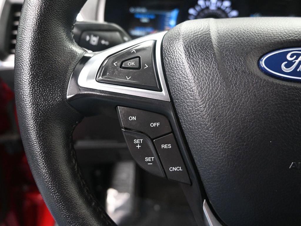 Used 2024 Ford Edge Titanium image 26