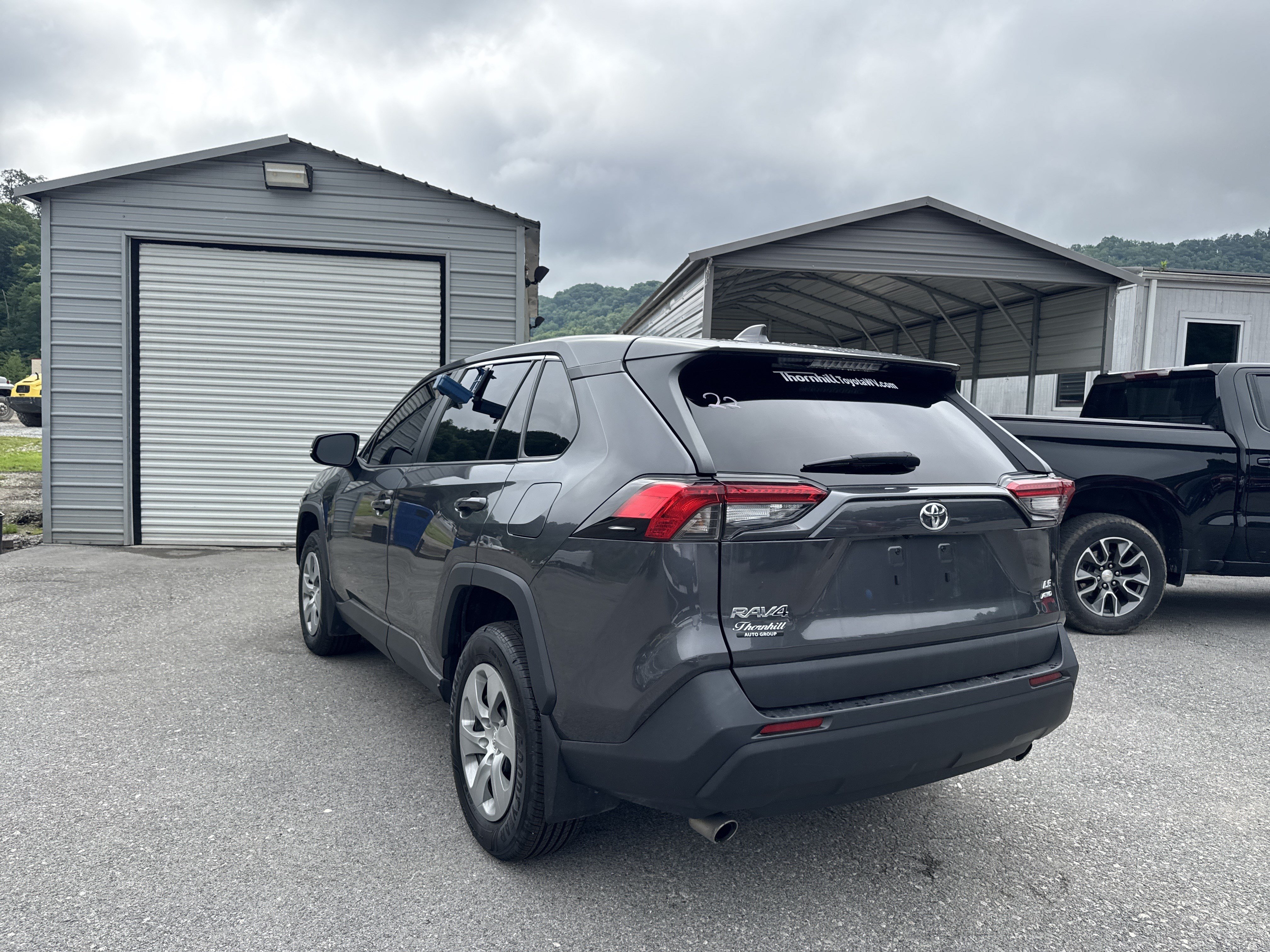 Used 2023 Toyota RAV4 LE AWD/4WD image 8