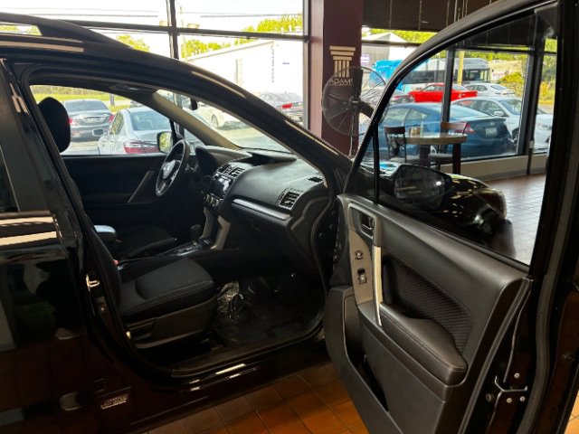 Used 2017 Subaru Forester 2.5i Premium w/ Popular Package #2A AWD/4WD image 30