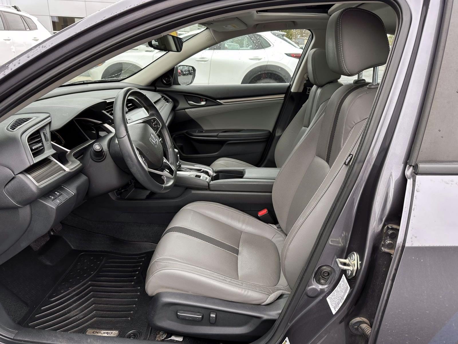 Used 2019 Honda Civic EX-L image 11
