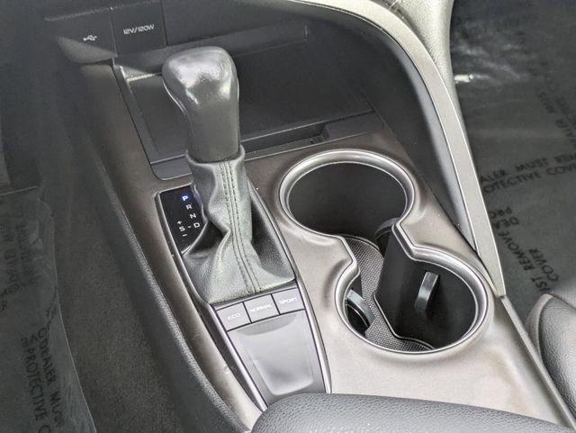 Used 2023 Toyota Camry SE image 13