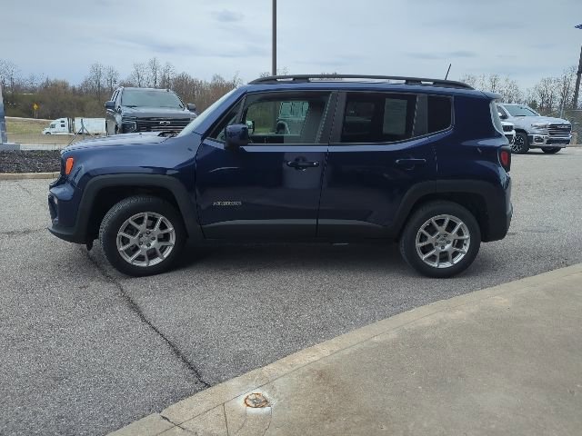 Used 2019 Jeep Renegade Latitude w/ Cold Weather Group image 5