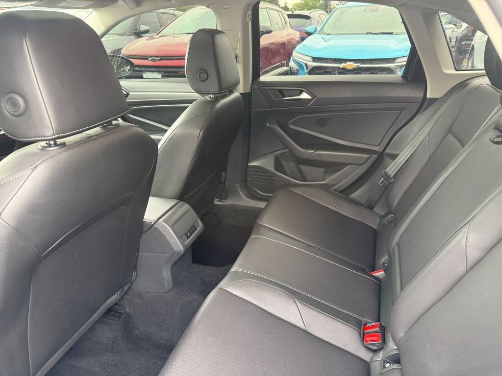 Used 2020 Volkswagen Jetta SE FWD image 27