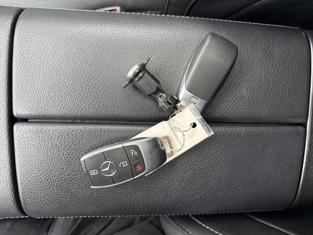 Used 2024 Mercedes-Benz GLE 450e 4MATIC image 34