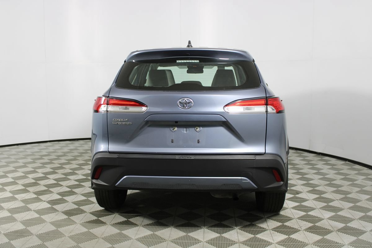 Used 2025 Toyota Corolla Cross L FWD image 5