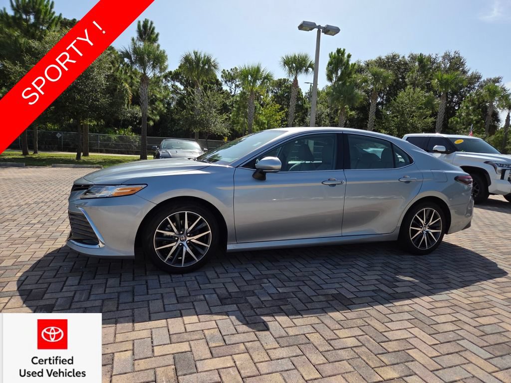 Certified 2023 Toyota Camry XLE FWD image 3