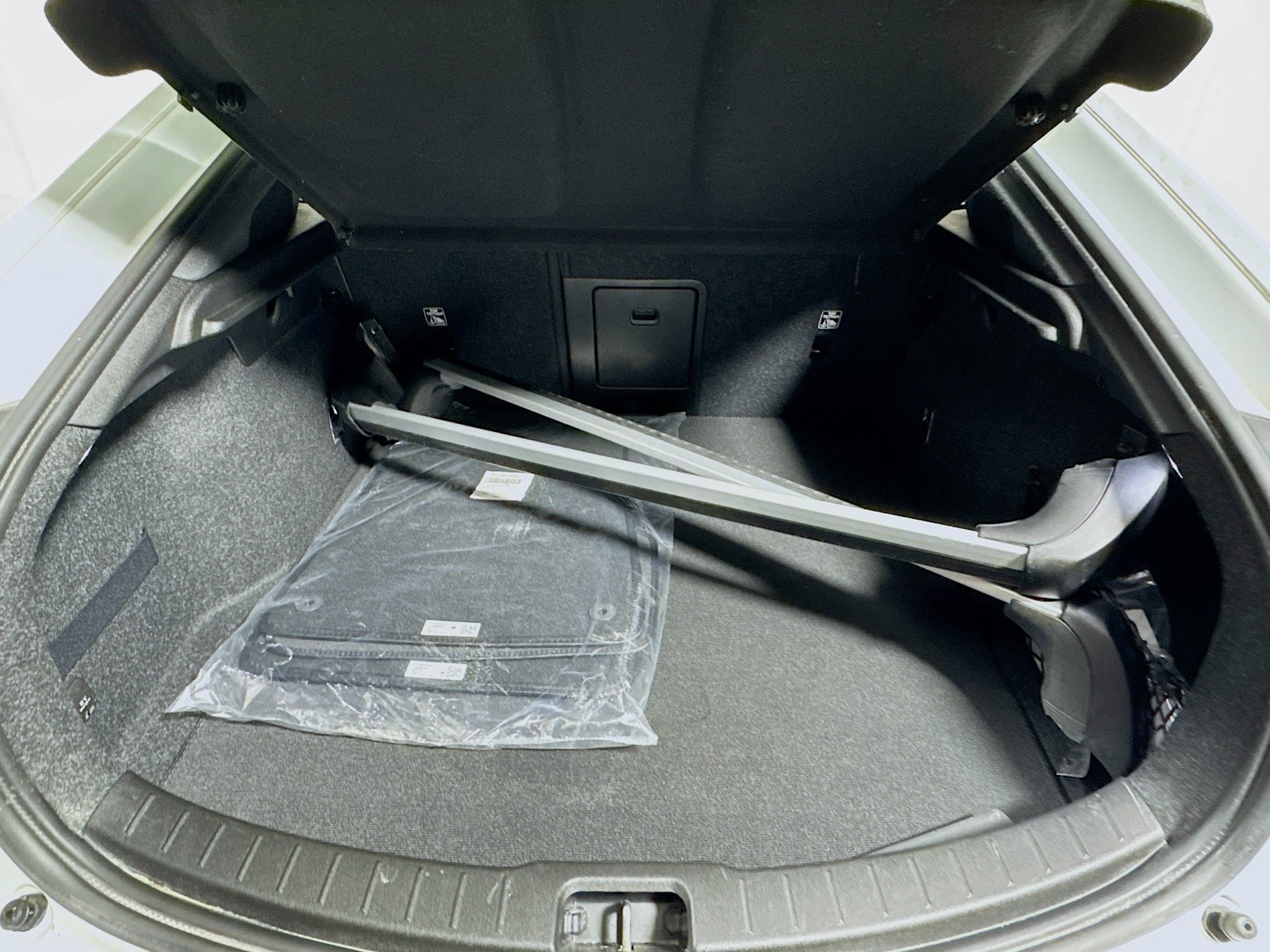 Used 2023 Polestar Polestar 2 w/ Pilot Pack image 25