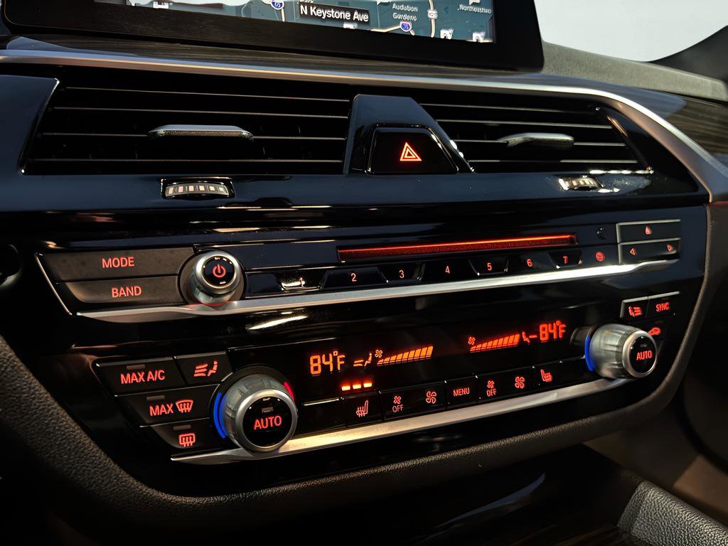 Used 2018 BMW 540i xDrive 540i xDrive image 51