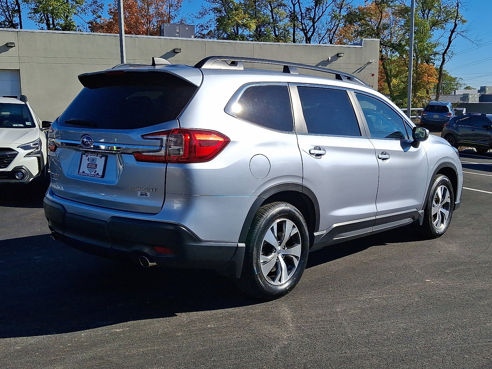 Certified 2023 Subaru Ascent Premium w/ Convenience Package image 6