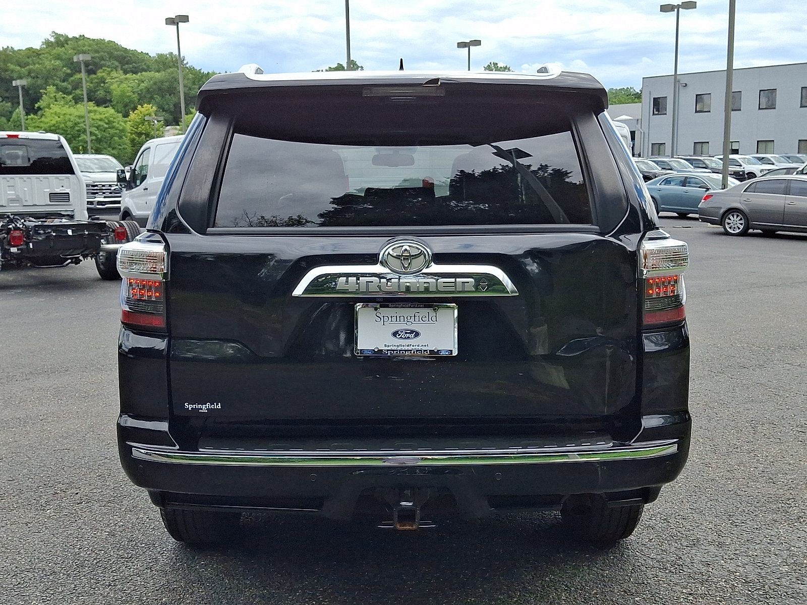 Used 2016 Toyota 4Runner Limited AWD/4WD image 5