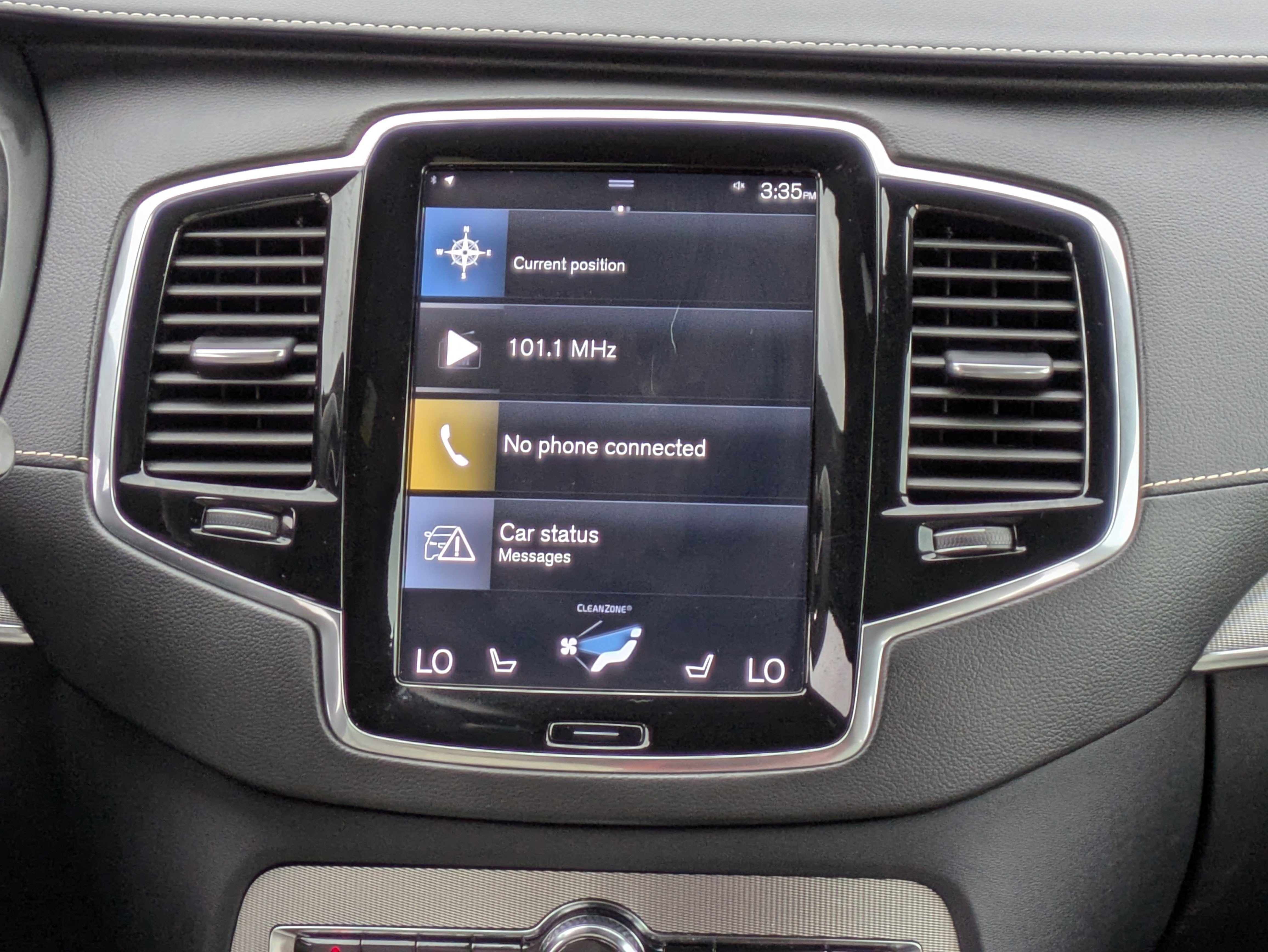 Used 2022 Volvo XC90 T8 R-Design w/ Advanced Package image 19