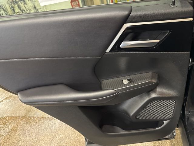 Used 2024 Mitsubishi Outlander SE image 21