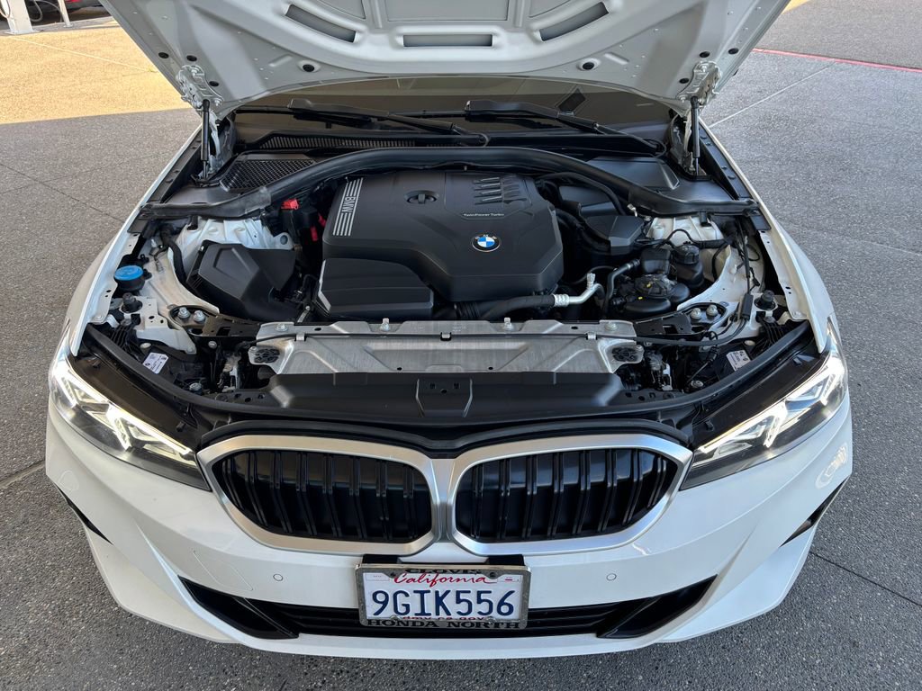 Used 2023 BMW 330i Sedan w/ Convenience Package image 31