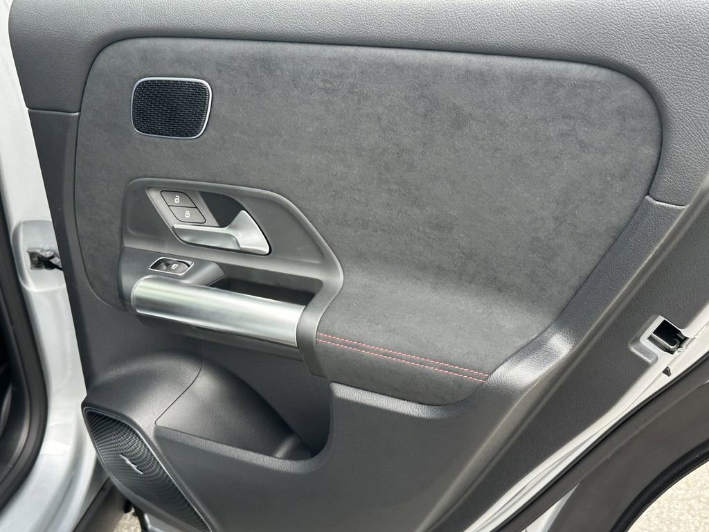 New 2026 Mercedes-Benz GLA 35 AMG 4MATIC image 20