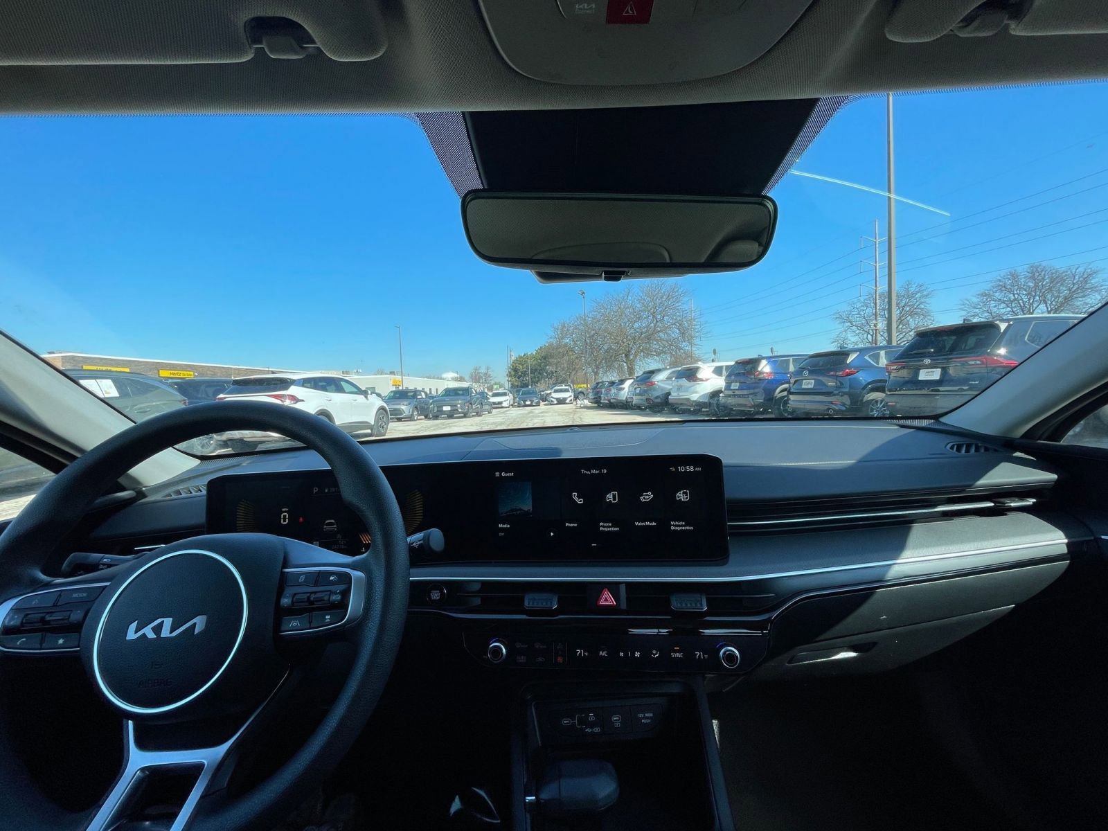 Used 2025 Kia K5 LXS image 32