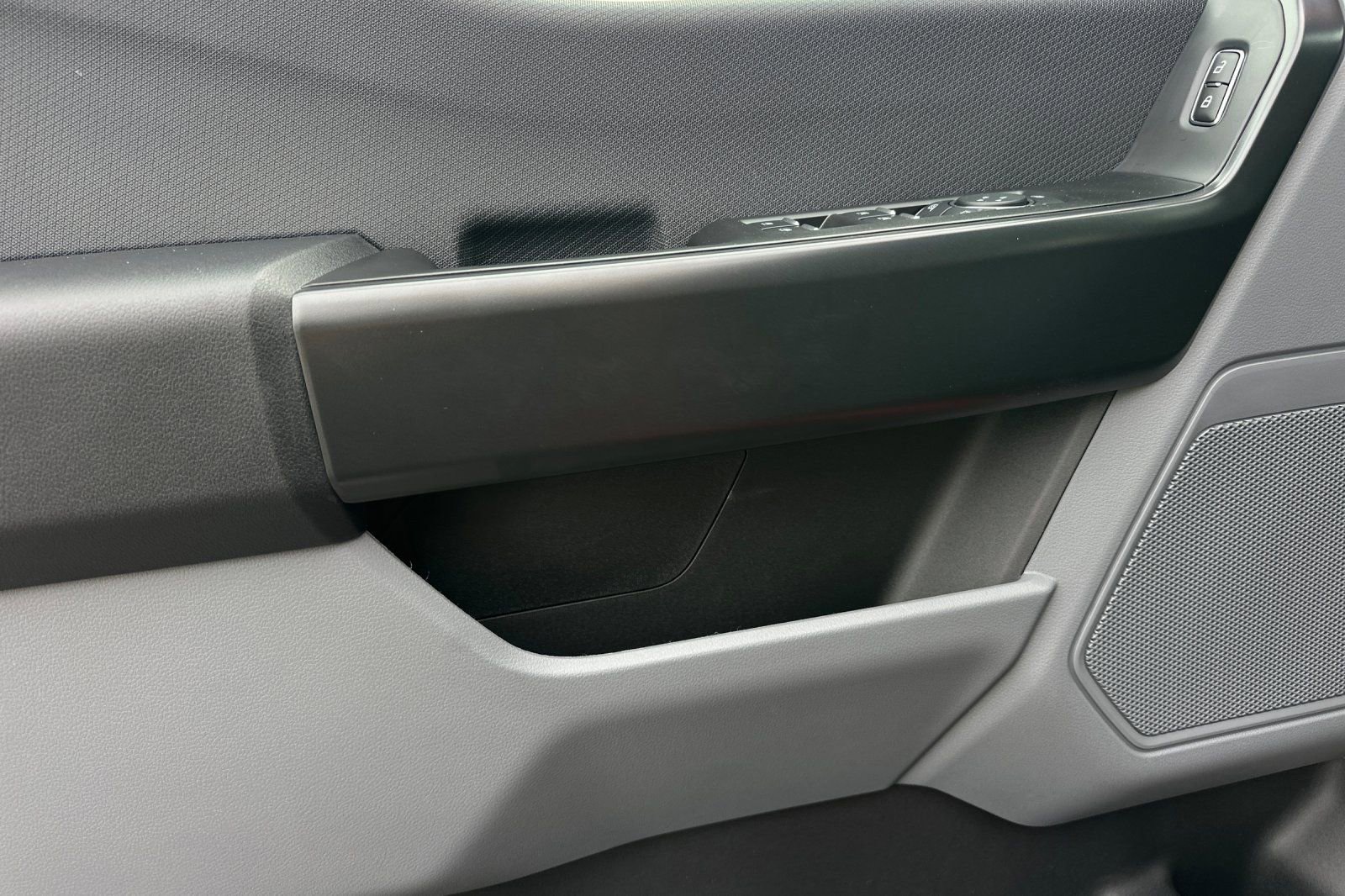 New 2025 Ford F150 XL w/ Equipment Group 103A High image 10