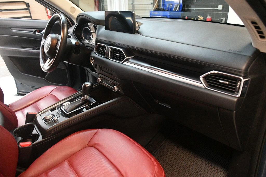 Used 2022 MAZDA CX-5 Carbon Edition image 6