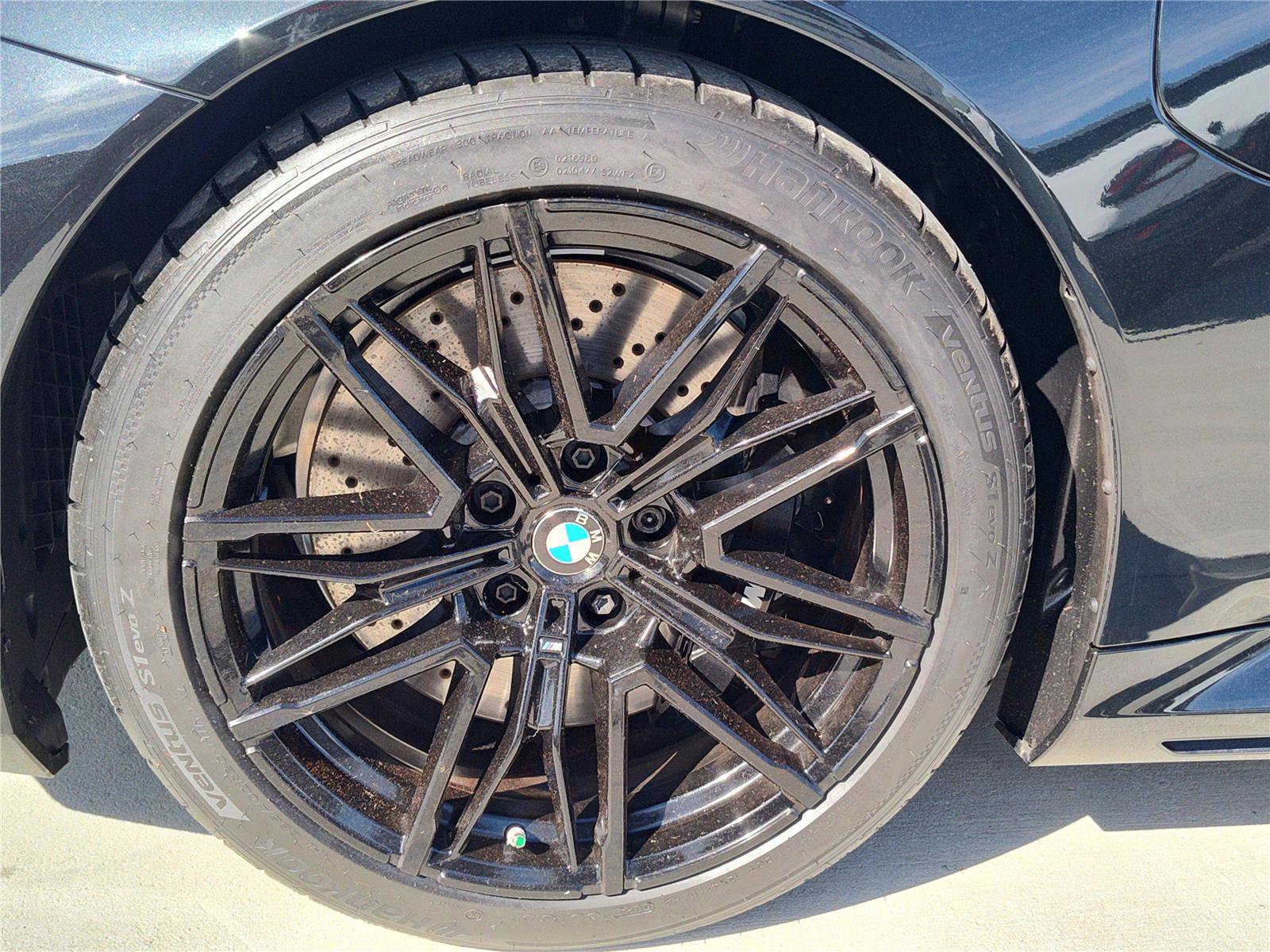 Certified 2025 BMW M5 w/ Carbon Package image 11