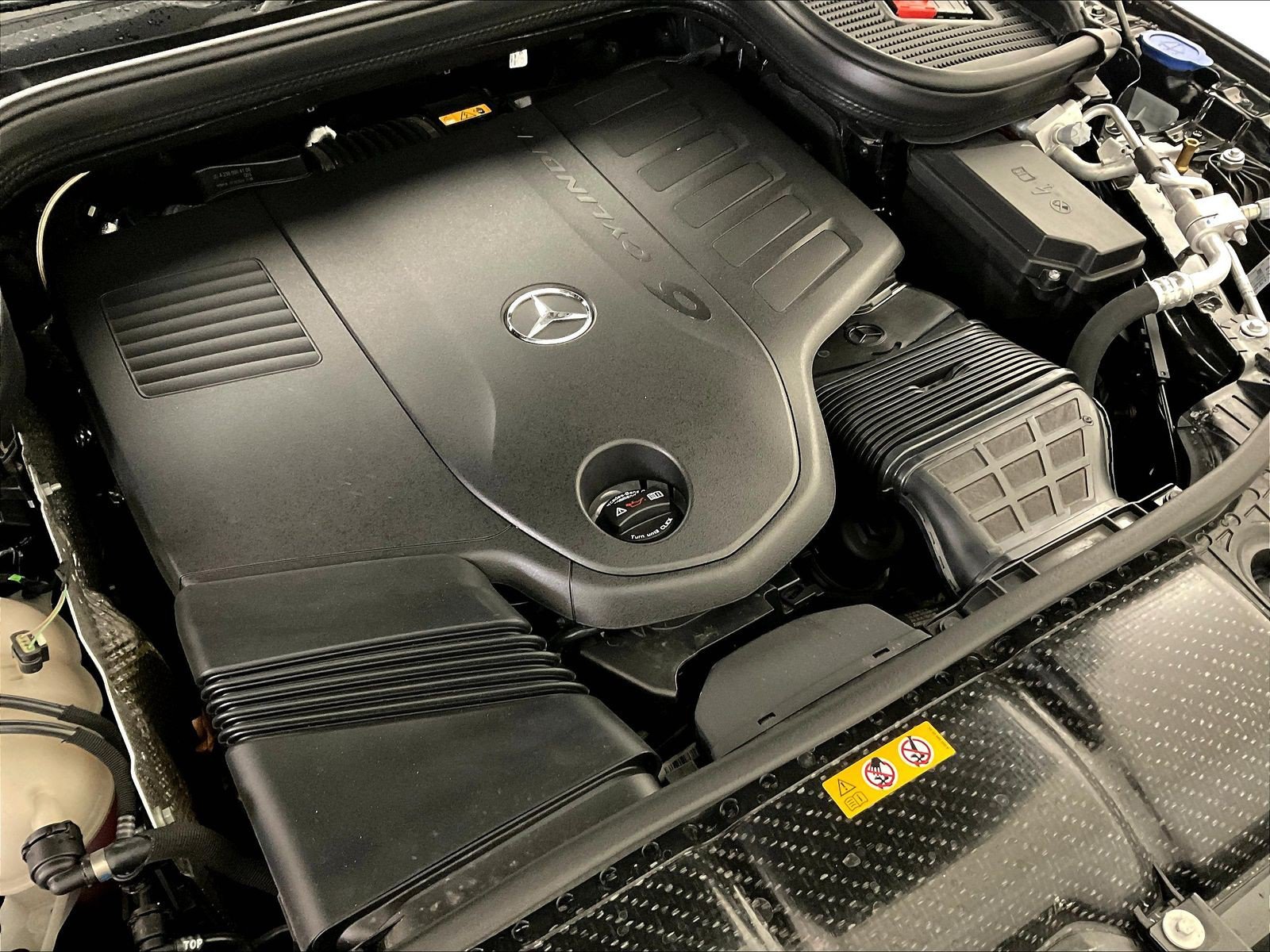 Certified 2025 Mercedes-Benz GLE 450 4MATIC image 31