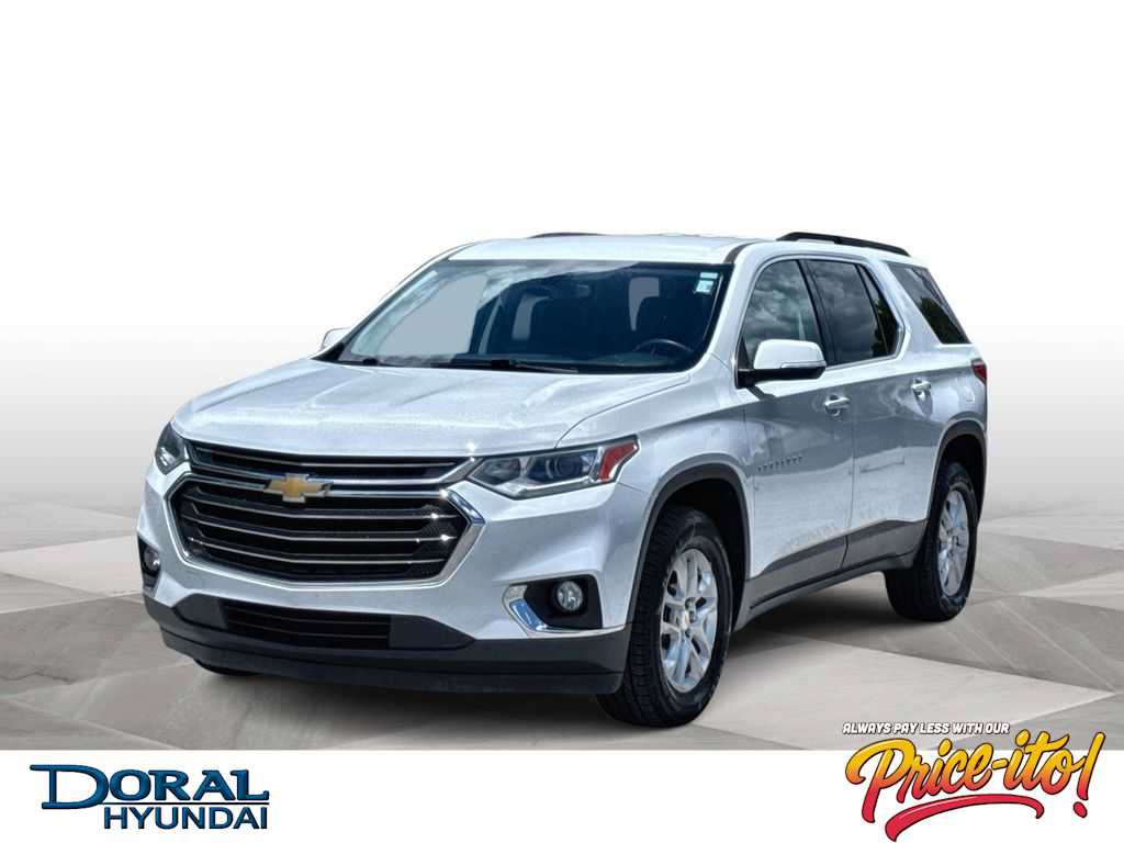 Used 2021 Chevrolet Traverse LT FWD video 1