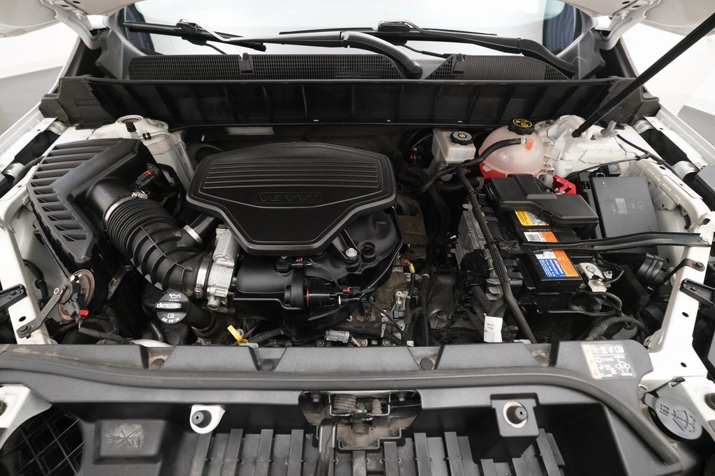 Used 2018 GMC Acadia SLE w/ Driver Alert Package I image 3