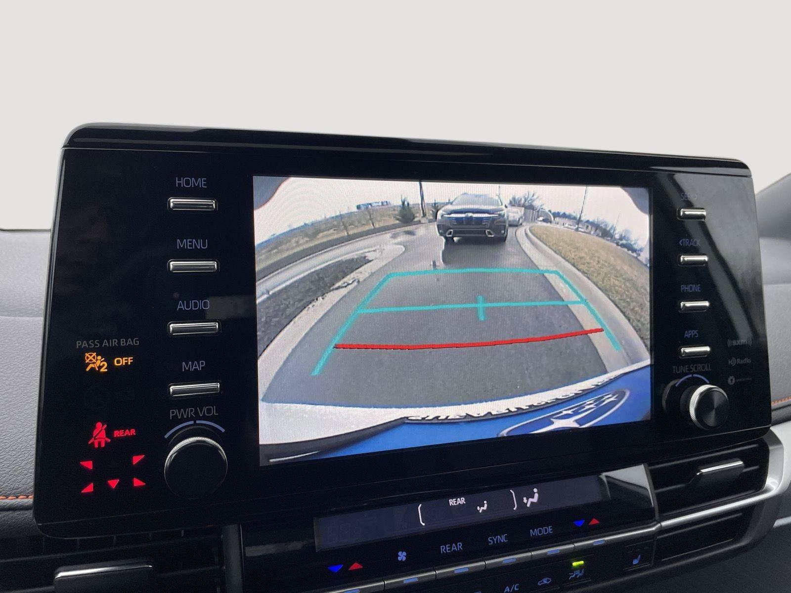 Used 2023 Toyota Sienna XSE AWD/4WD image 28